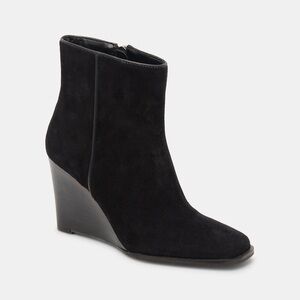 Dolce Vita Susann Booties Onyx Suede